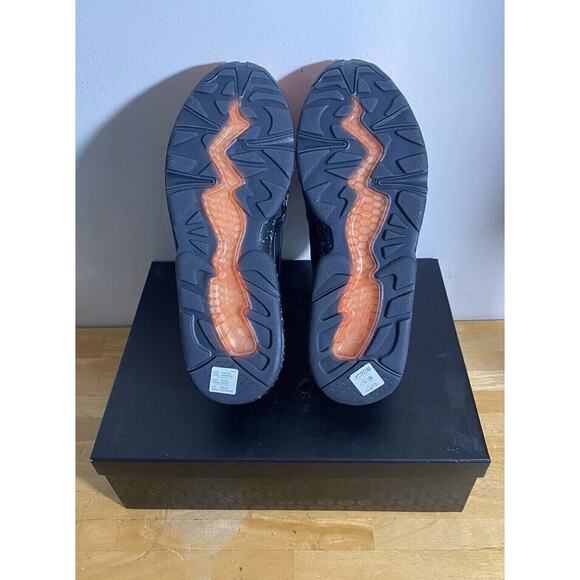 PUMA x RF DISC COA RONNIE FIEG KITH JUST US BLACK SALMON PINK 356608-01 OG 11.5 main image 7